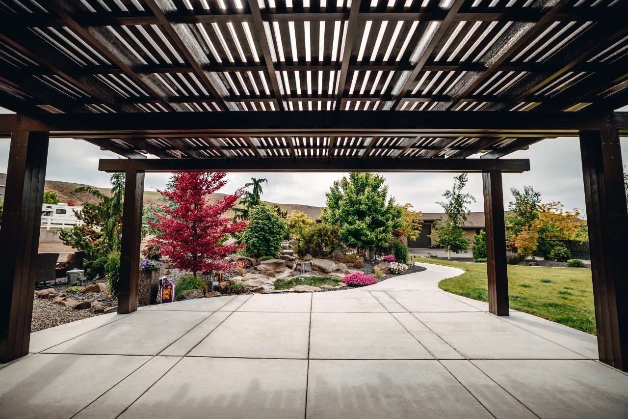 pergola installation by pcunw