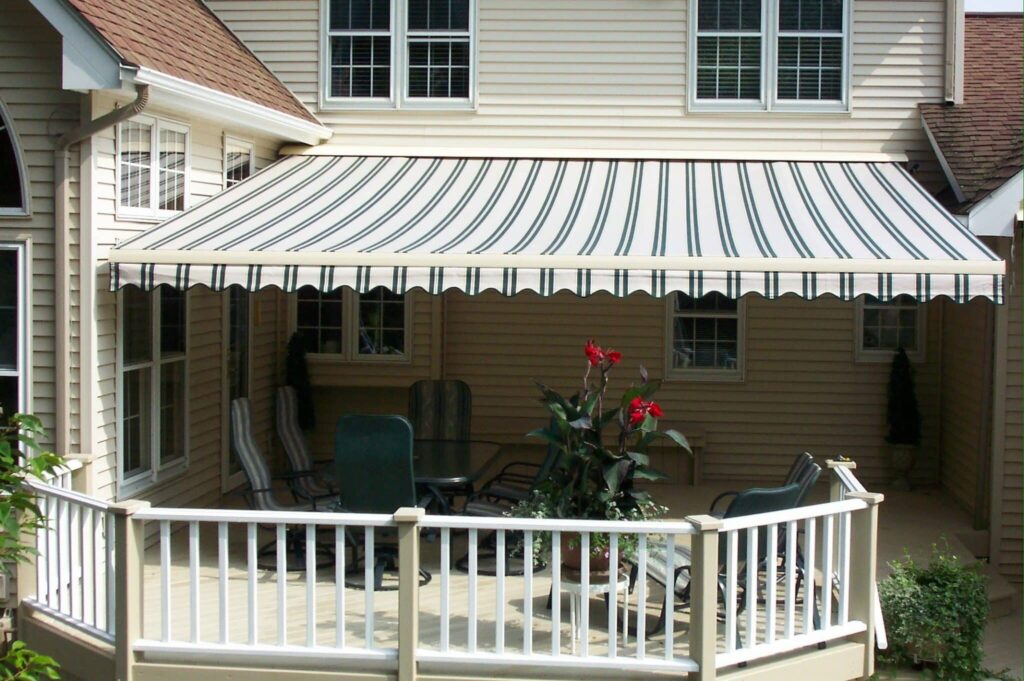 retractable awnings install