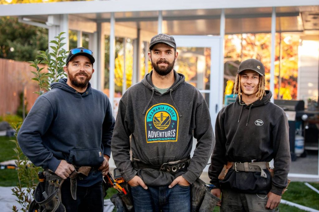 retractable awning installers from PCUNW