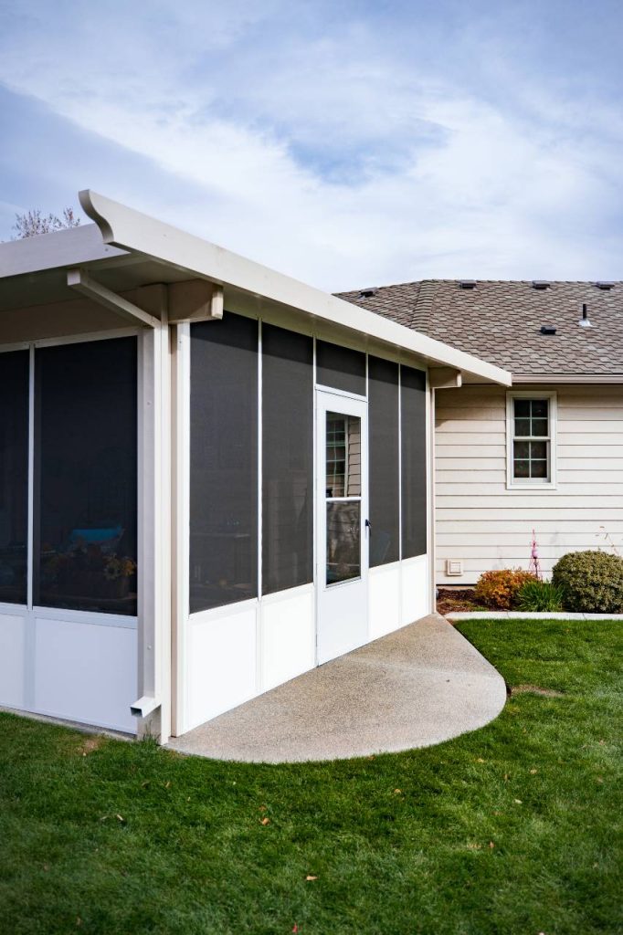 exterior view of screen rooms