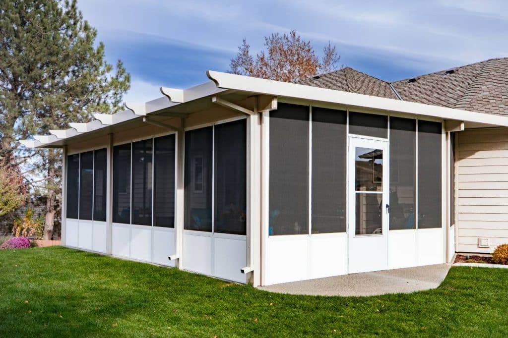 screen room installation in Tri-Cities